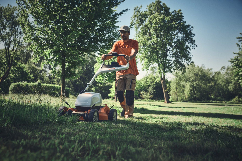 STIHL RMA 7 RV Cordless Mulching Lawn Mower